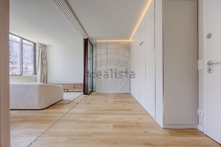 Arrendamento de apartamento T0 na Rua Amélia de Sousa Luz