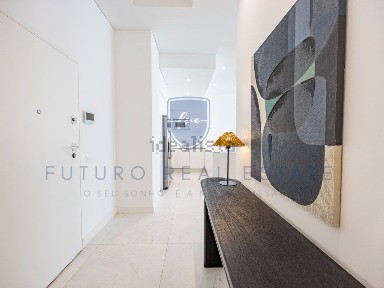 Arrendamento de apartamento T3 na Estrada Monumental