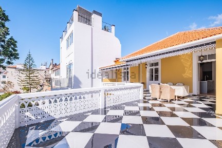 Arrendamento de penthouse na Rua da Carreira
