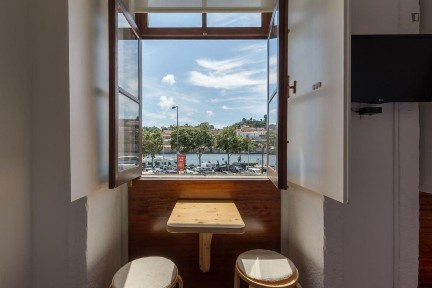Arrendamento de apartamento T2 na Rua da Arménia