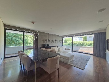 Arrendamento de apartamento T3 na Rua de Bartolomeu Velho
