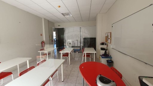Ponte da Barca, Rua Comendador José Oliveira Carneiro Bouças