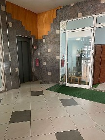Espaço comercial à venda na Rua Angola
