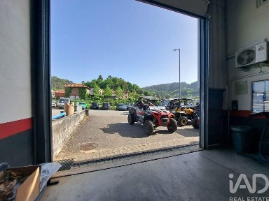 Armazém à venda em Vila Nova de Muia