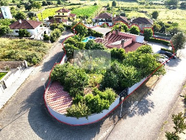 Espaço comercial à venda em Em550-1, 1224