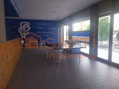 Espaço comercial à venda na Avenida da Liberdade
