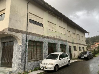 Armazém à venda no Caminho da Madorra