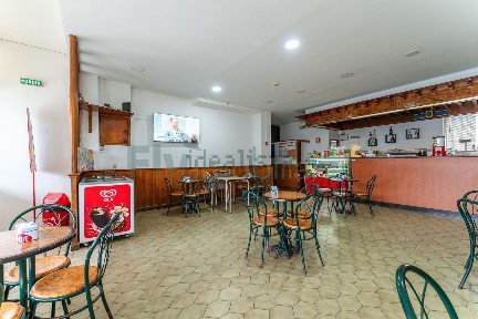 Cafetaria, snack bar para trespasse na Rua João Crisóstomo s/n