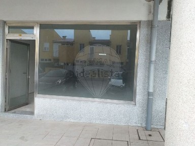 Arrendamento de espaço comercial em N205