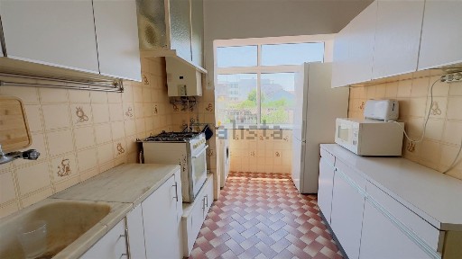 Apartamento T3 à venda em Santiago Maior e São João Baptista