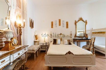 Apartamento T4 à venda na Rua Doutor Afonso Costa