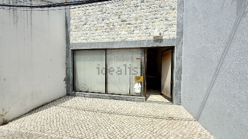Espaço comercial à venda no Centro do Montijo