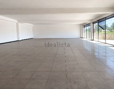 Armazém à venda no Quinta do Anjo