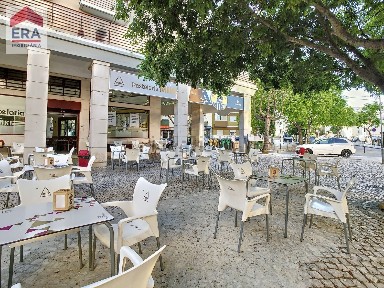 Espaço comercial à venda na Rua Borges Rego