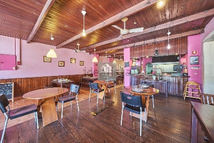 Espaço comercial à venda na Avenida Afonso de Albuquerque, 129