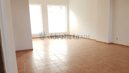Espaço comercial à venda no Alto do Seixalinho