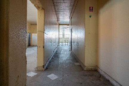 Armazém à venda na Rua José Carlos da Maia, 126 a