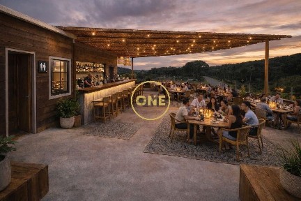Espaço comercial à venda na Estrada da Fonte da Telha