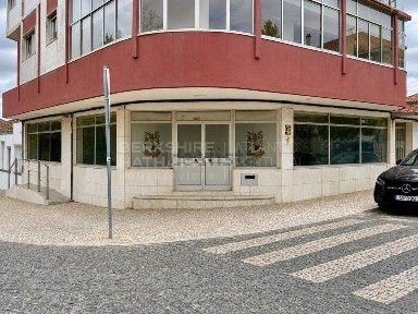 Espaço comercial à venda em Grândola e Santa Margarida da Serra