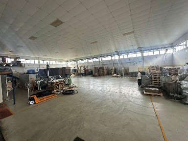 Armazém à venda em Carreira e Refojos de Riba de Ave