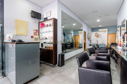 Espaço comercial à venda na Rua Pedro Lemos, 3 b