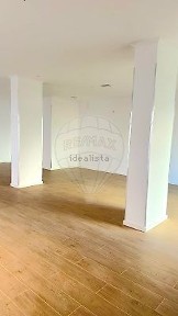 Espaço comercial à venda na Rua Santiago Kastner, 16