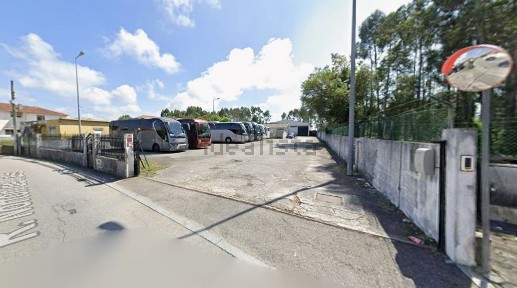 Armazém à venda na Rua Norton de Matos