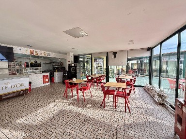 Espaço comercial à venda na Rua da Liberdade, 61