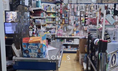 Espaço comercial à venda na Rua José da Conceição Nunes, 26