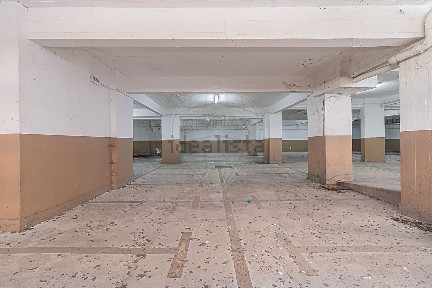 Armazém à venda na Travessa dos Cravos