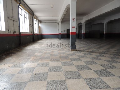 Espaço comercial à venda na Cruz de pau