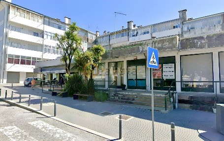 Espaço comercial à venda na Rua Gomes Eanes Azurara