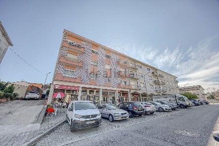 Negócio à venda na Rua Monte da Giesta
