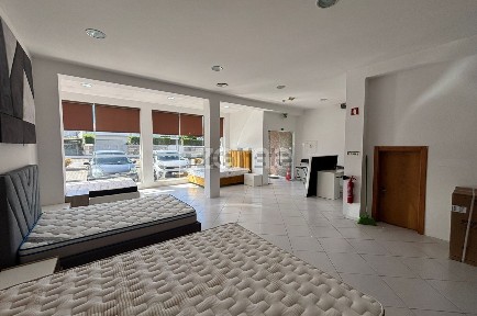 Espaço comercial à venda na Travessa dos Oliveiras, 22