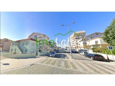 Espaço comercial à venda na Rua Gomes de Amorim, 102
