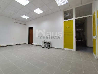 Espaço comercial à venda na Rua das Salinas