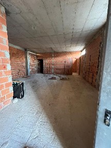 Espaço comercial à venda na Vinha das Pedras s/n