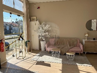 Espaço comercial à venda em Alfena