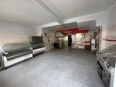 Espaço comercial à venda em Moita