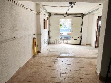 Espaço comercial à venda na Rua Vasco da Gama