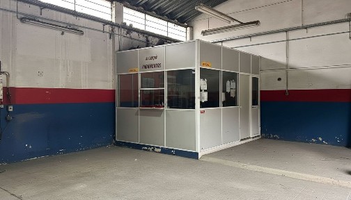 Armazém com rentabilidade à venda na São Pedro da Cova
