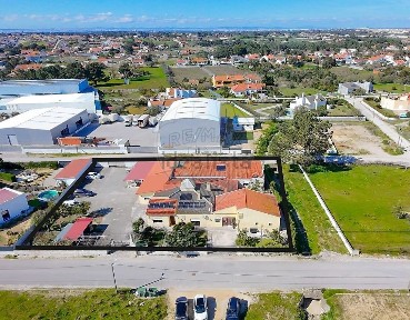 Armazém à venda na Rua de Holanda