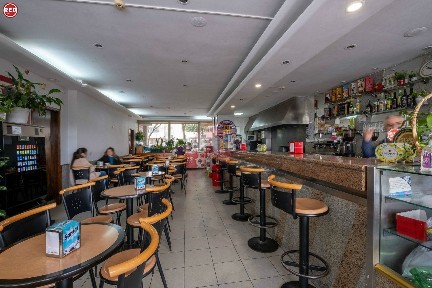 Espaço comercial à venda na Rua 14 Outubro, 1000