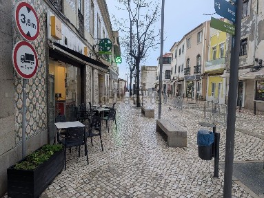 Santiago (Sesimbra), Avenida da Liberdade, 15