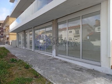 Espaço comercial à venda na Rua Barreiro