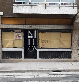 Espaço comercial à venda na Rua da Constituição