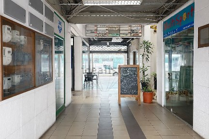Espaço comercial à venda na Rua Padre Isidro Alves