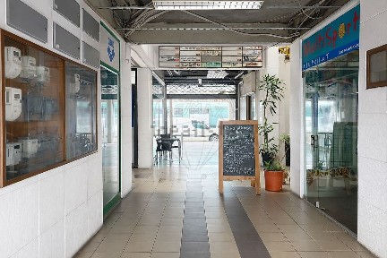 Espaço comercial à venda na Rua Padre Isidro Alves