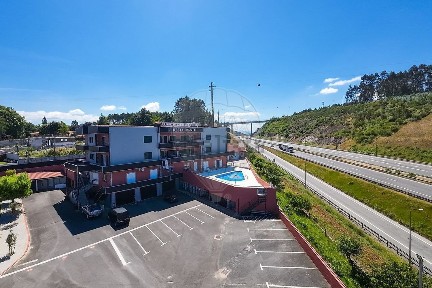 Armazém à venda na Travessa da Rapadiça