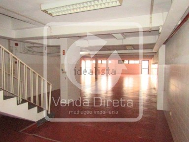 Espaço comercial à venda na Rua de 5 de Outubro, 302